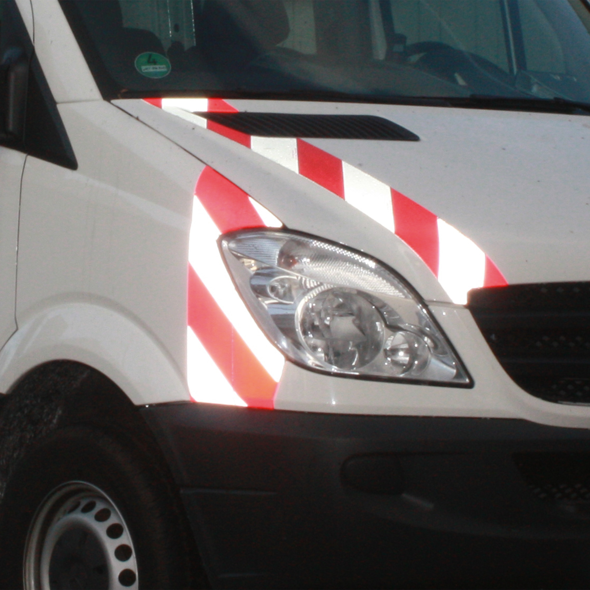 MORION Warnmarkierung nach DIN 30 710, 3M-Folie, reflektierend RA2