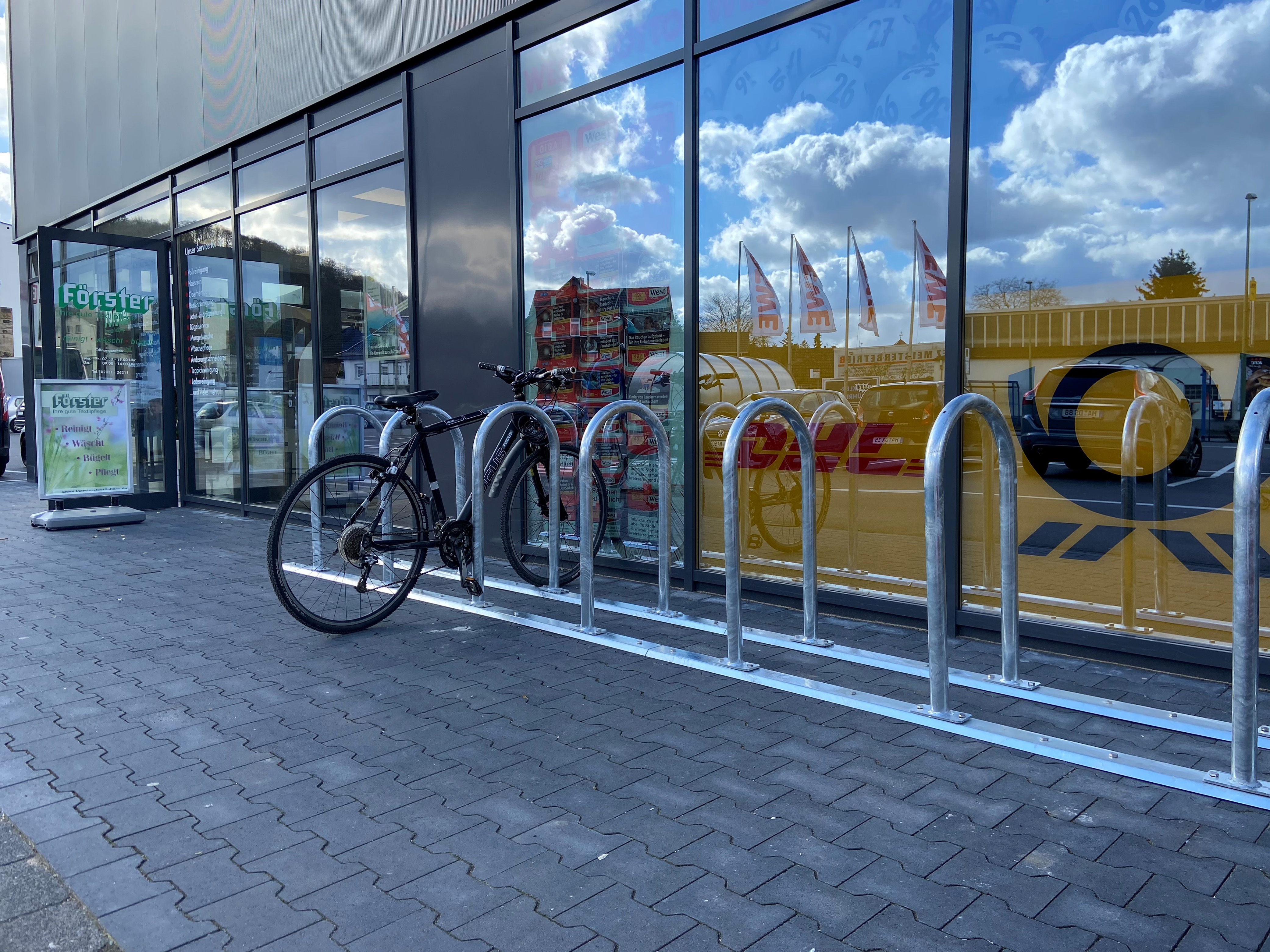 Fahrradständer Reihenanlage Flachstahl 50 x 12 mm