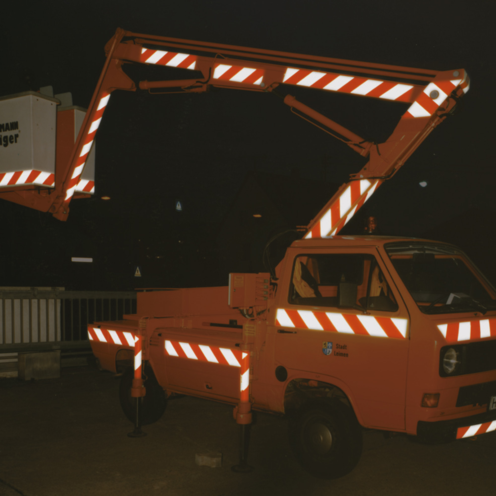 MORION Warnmarkierung nach DIN 30 710, 3M-Folie, reflektierend RA2