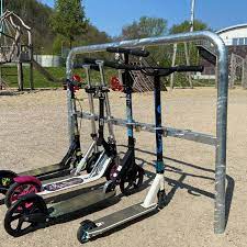 Scooter Reihenparker mit Bügel für 5 Roller