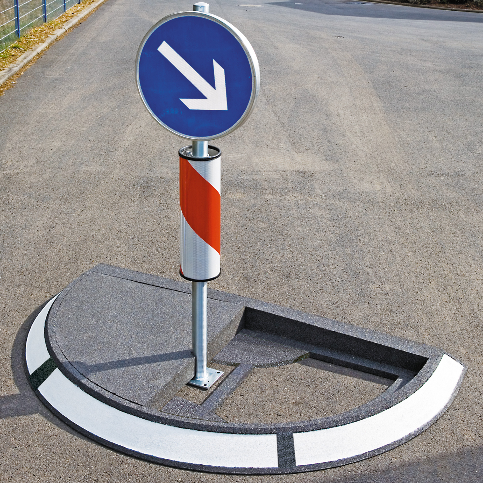 GAMMA Verkehrsinsel, aus Gummigranulat