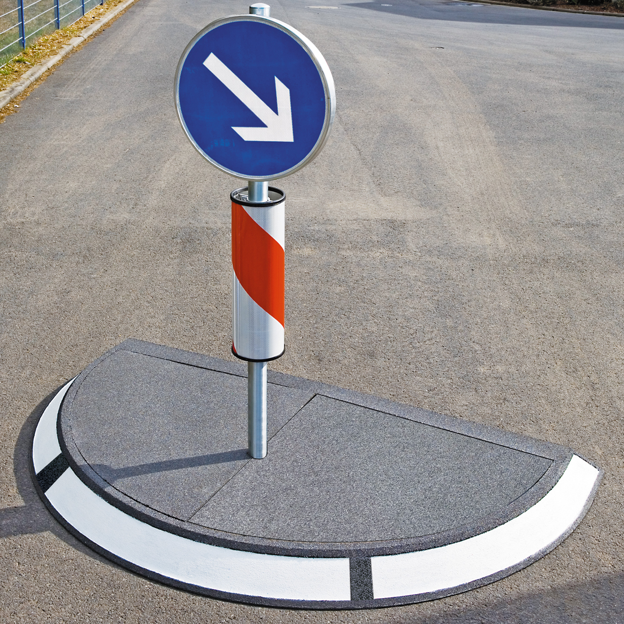 GAMMA Verkehrsinsel, aus Gummigranulat