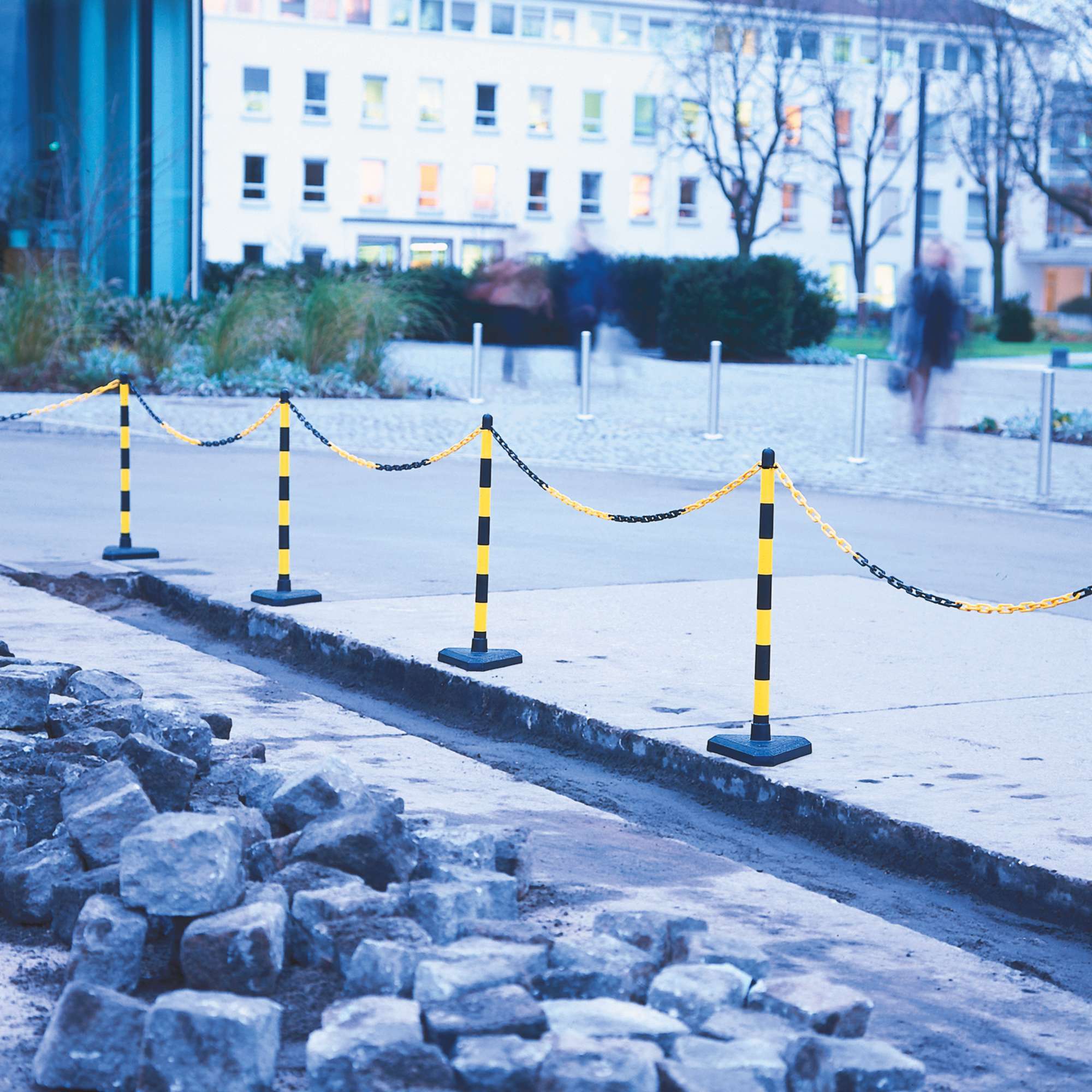 Kettenständer-SET GUARDA, 6 Ständer, 10 m Kette, Pfosten mit Ösen
