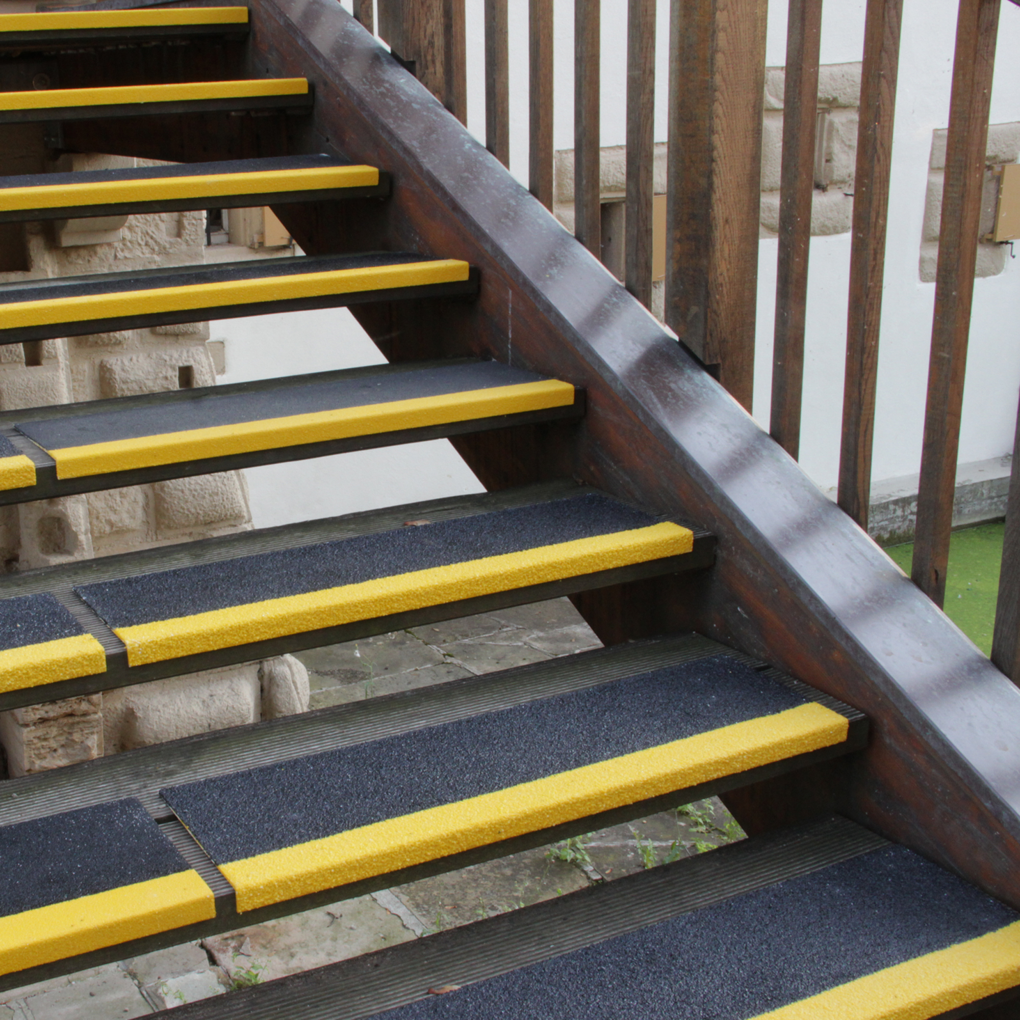 PROline Antirutschwinkel aus GFK, für Treppen, Rutschfaktor R13